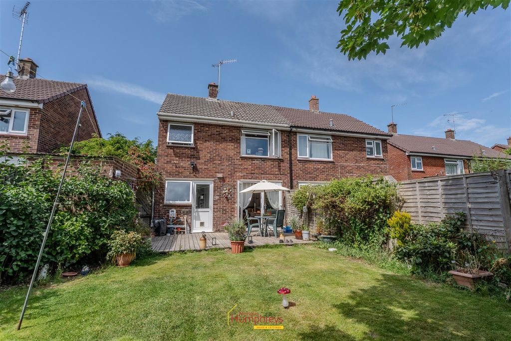 Property photo 2 of 12 Spitlefield -12.Jpg
