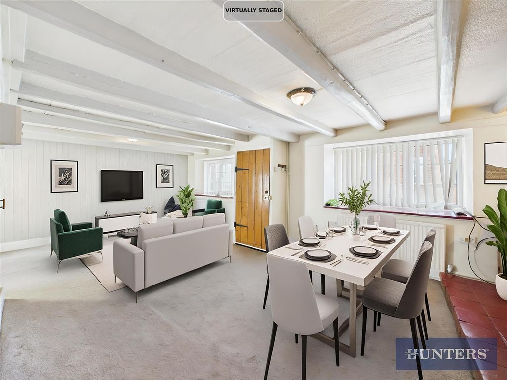 Property photo 2 of 21 Living Room - Ai