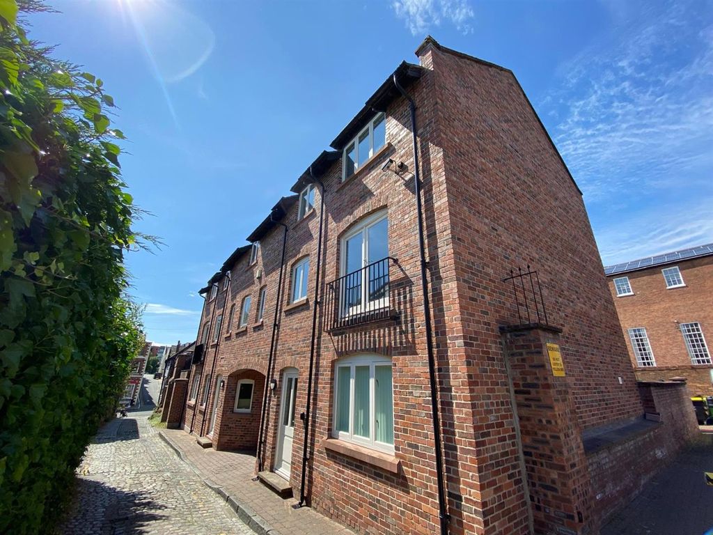 Property photo 1 of 10 Francesca Court.Jpg