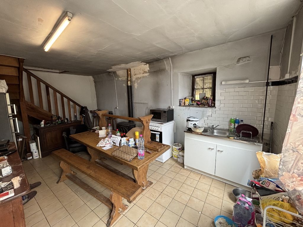 Property photo 3 of 6