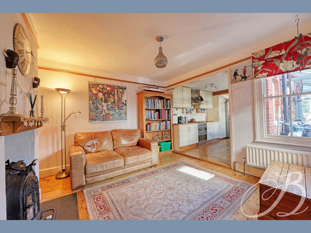 Property photo 3 of 14