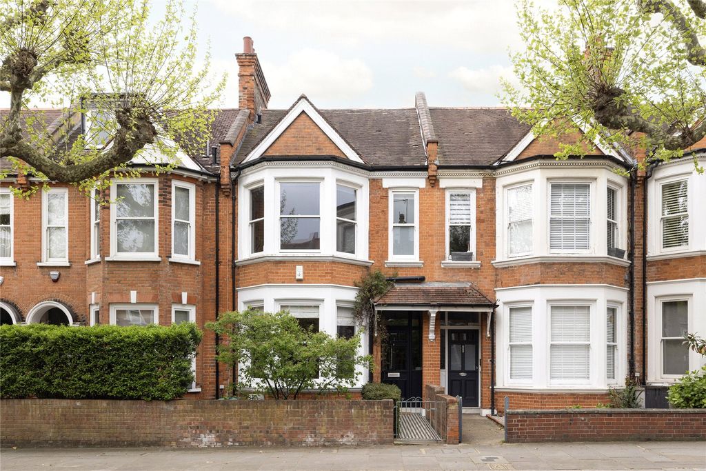 Property photo 3 of 18 Picture No. 20