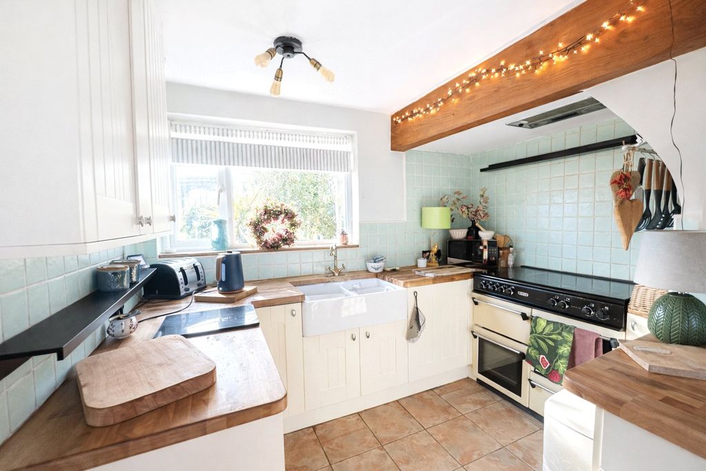 Property photo 3 of 18 Picture No. 13