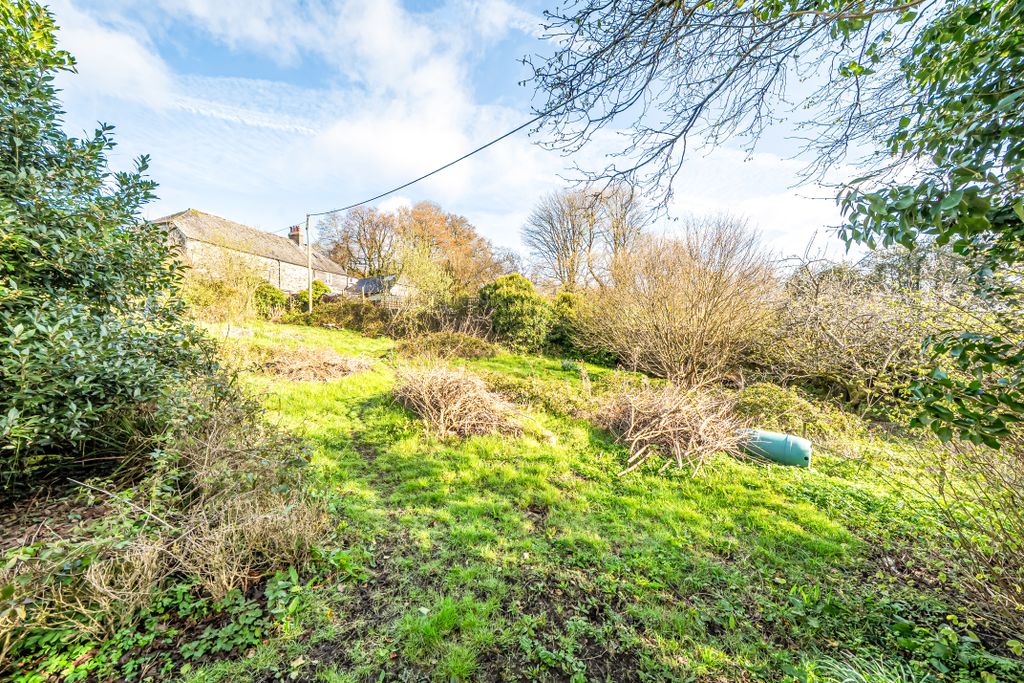 Property photo 3 of 20 1430821-8-69ce3178F3Bc6