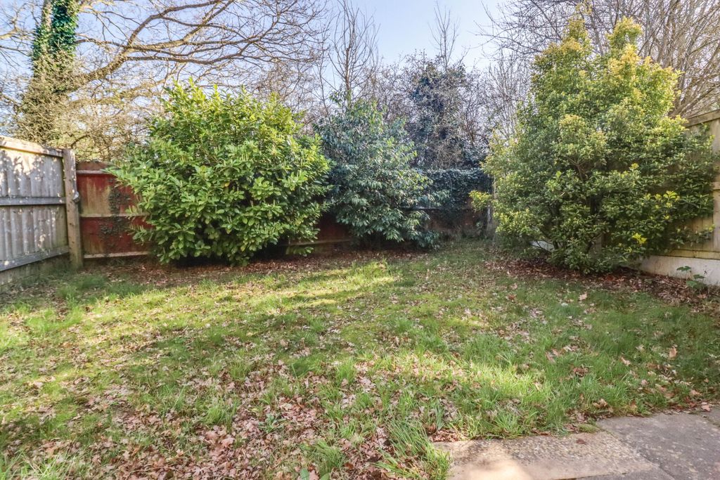 Property photo 3 of 16 Picture No. 12