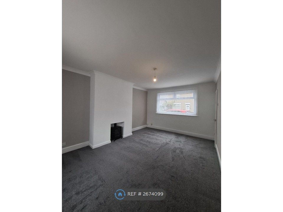 Property photo 2 of 8 Living Room