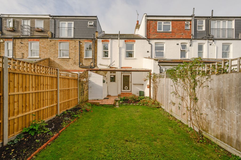 Property photo 3 of 11 Picture No. 10