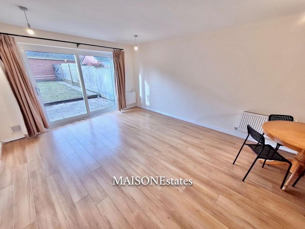 Property photo 2 of 11 Lounge Diner.Jpg