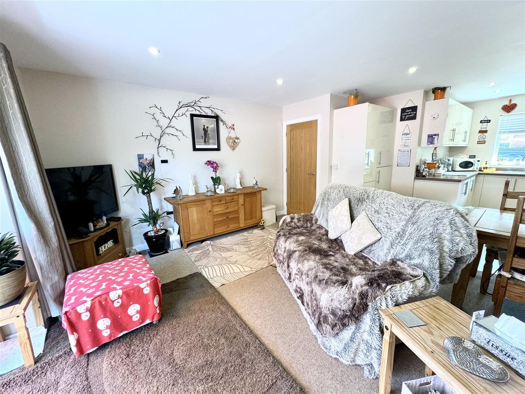 Property photo 2 of 10 Img_3431.Jpg