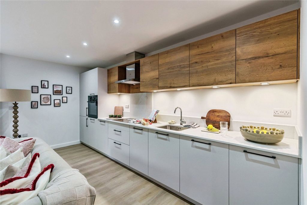 Property photo 1 of 14 Picture No. 05