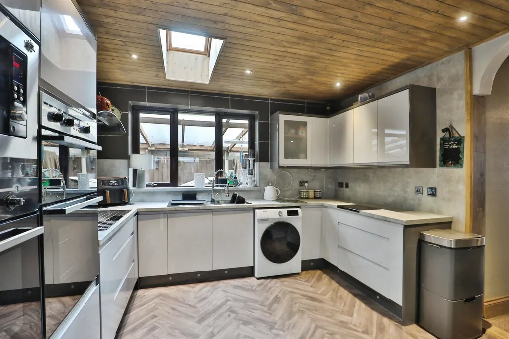 Breydon Road, Norwich NR7 - View 6