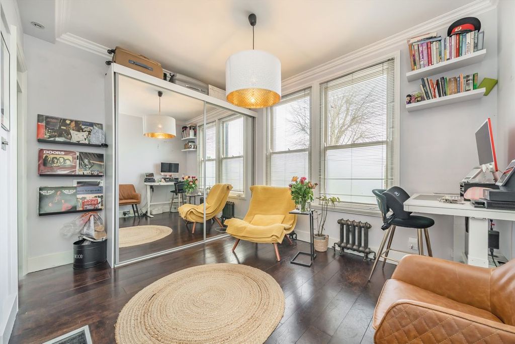 Property photo 2 of 4