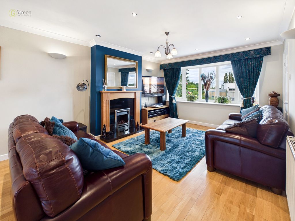 Property photo 3 of 18 18F58537d29043c99Bca76A42Ed2570c100Cam03830G0Pr0346Still011
