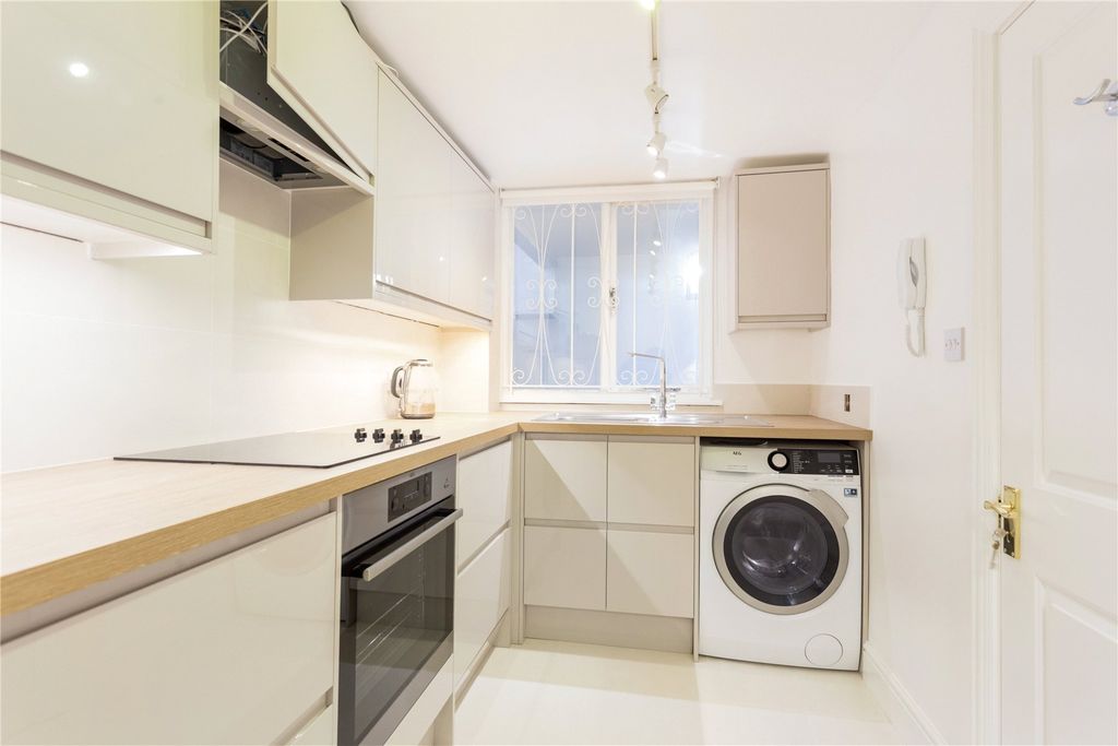 Property photo 3 of 10 Picture No. 05