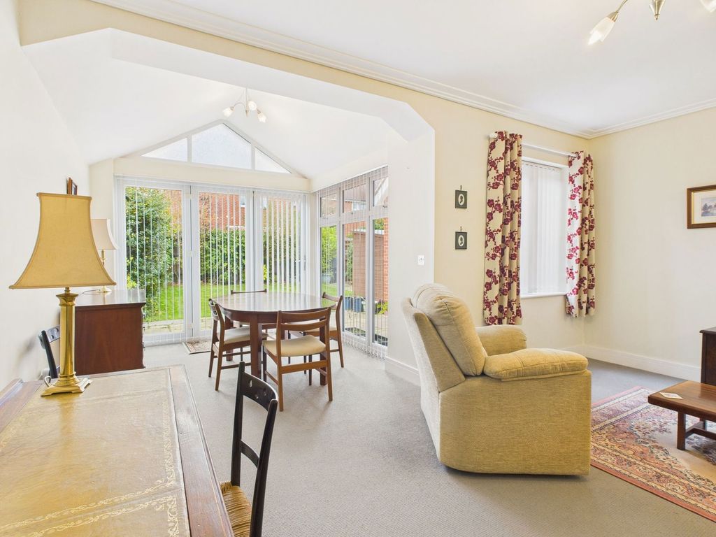 Property photo 3 of 18