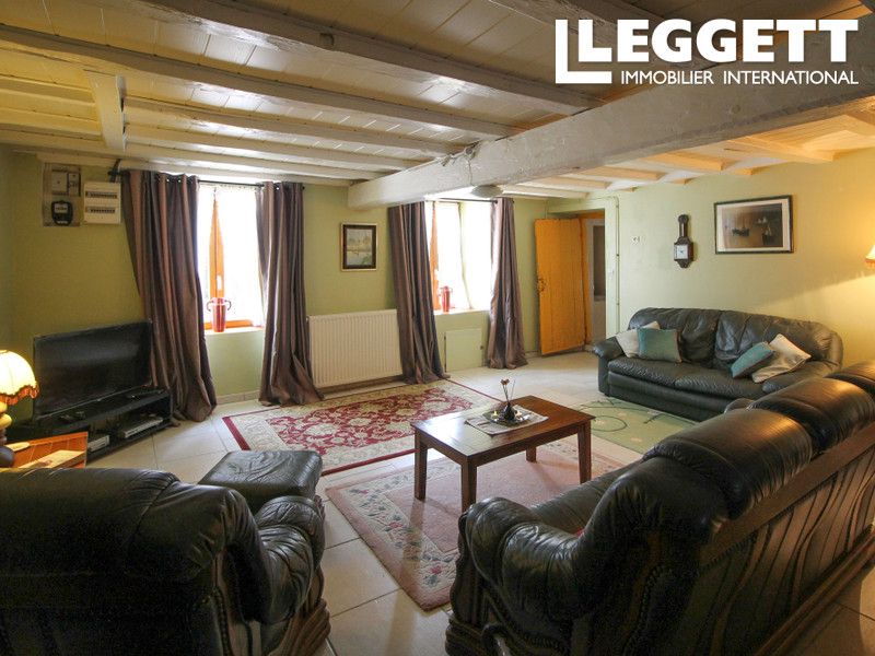 Property photo 3 of 10