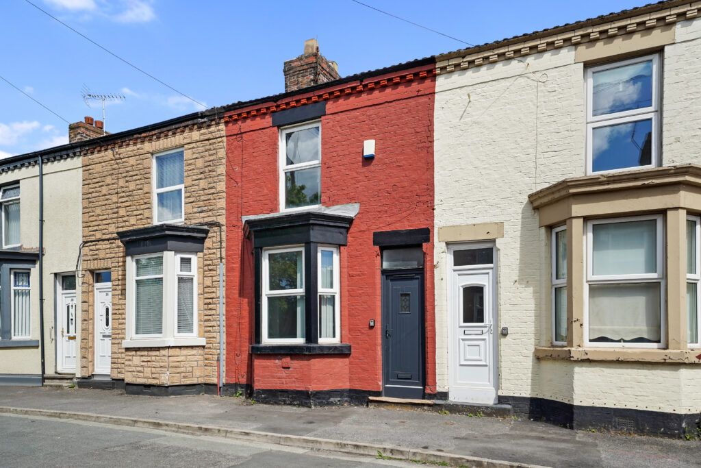 Property photo 1 of 18