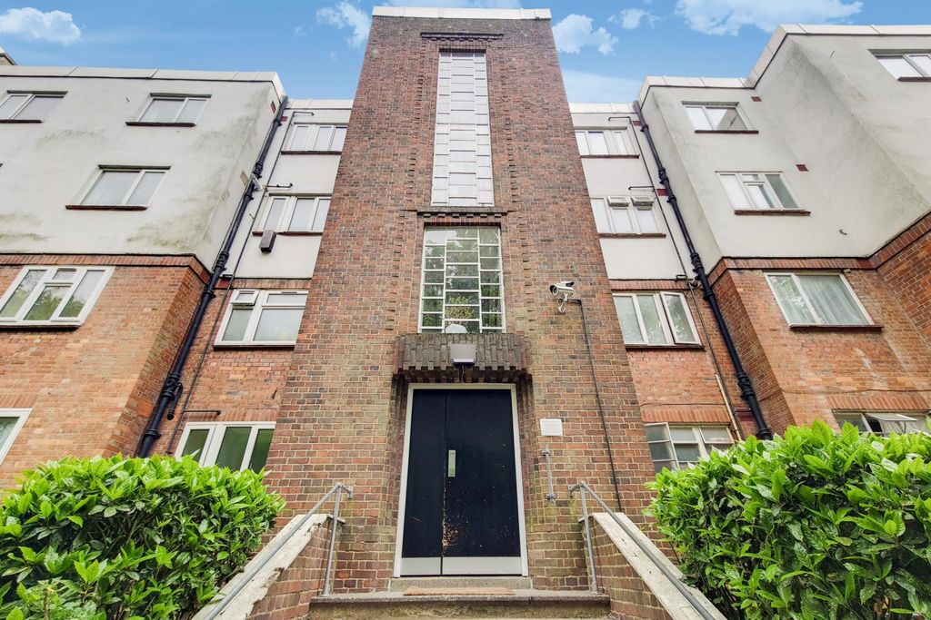 Property photo 1 of 16 Photo 0