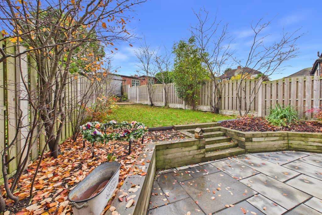 Property photo 2 of 19 Rear Garden