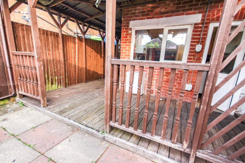 Property photo 3 of 8 Photo 4