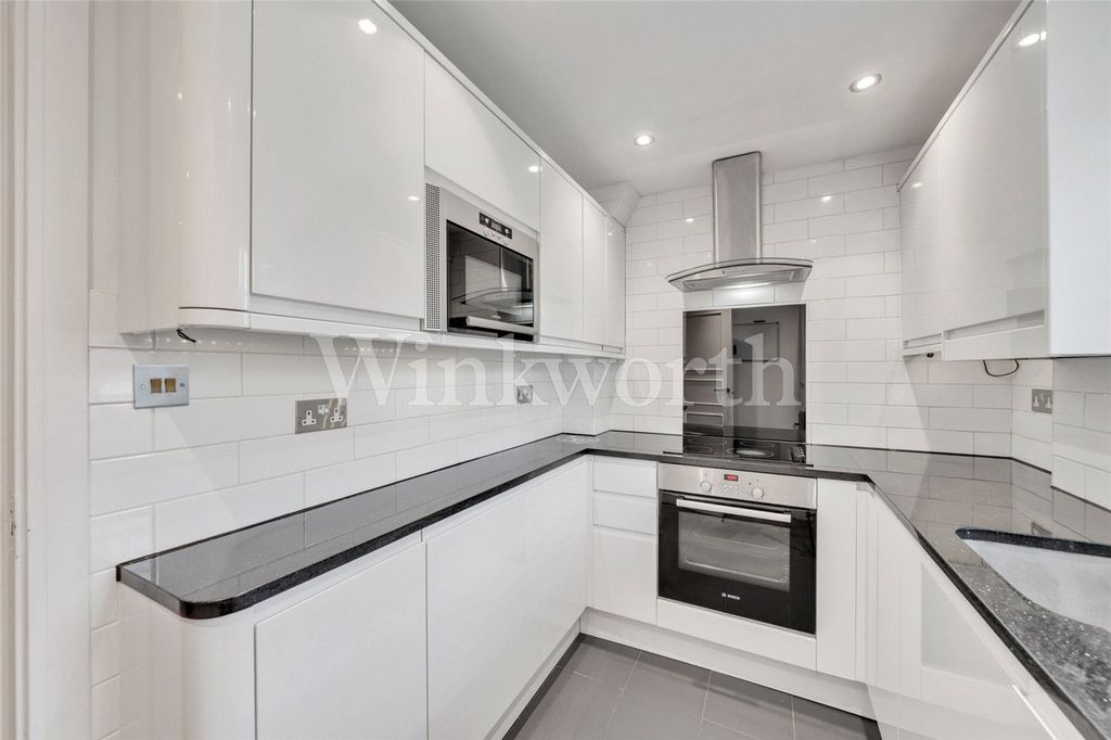 Property photo 2 of 14 Picture No. 10