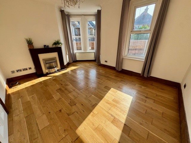 Property photo 2 of 34