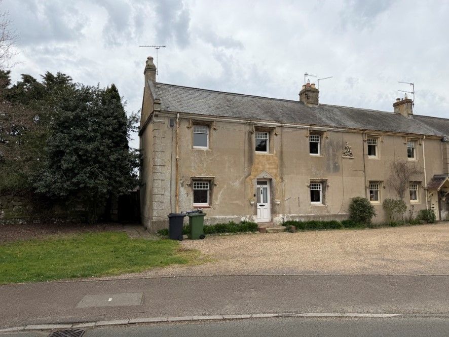 Property photo 1 of 26