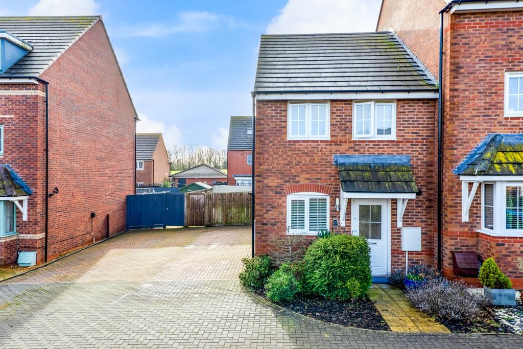 Property photo 1 of 20 20 Belfry Drive, Priors Hall-20.Jpg