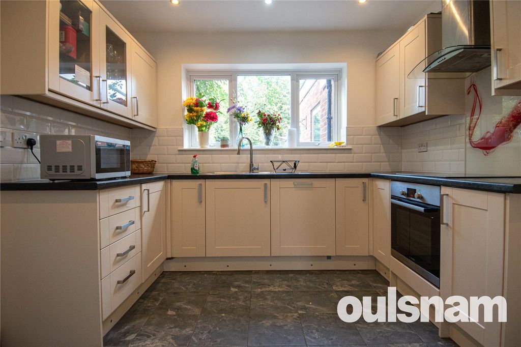 Property photo 2 of 13 Picture No. 05