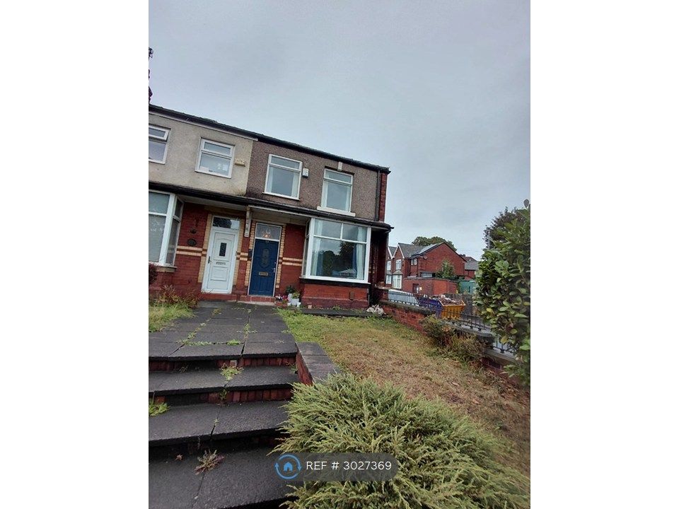 Property photo 1 of 12 External