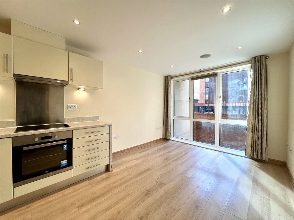 Property photo 2 of 9 Reception Room