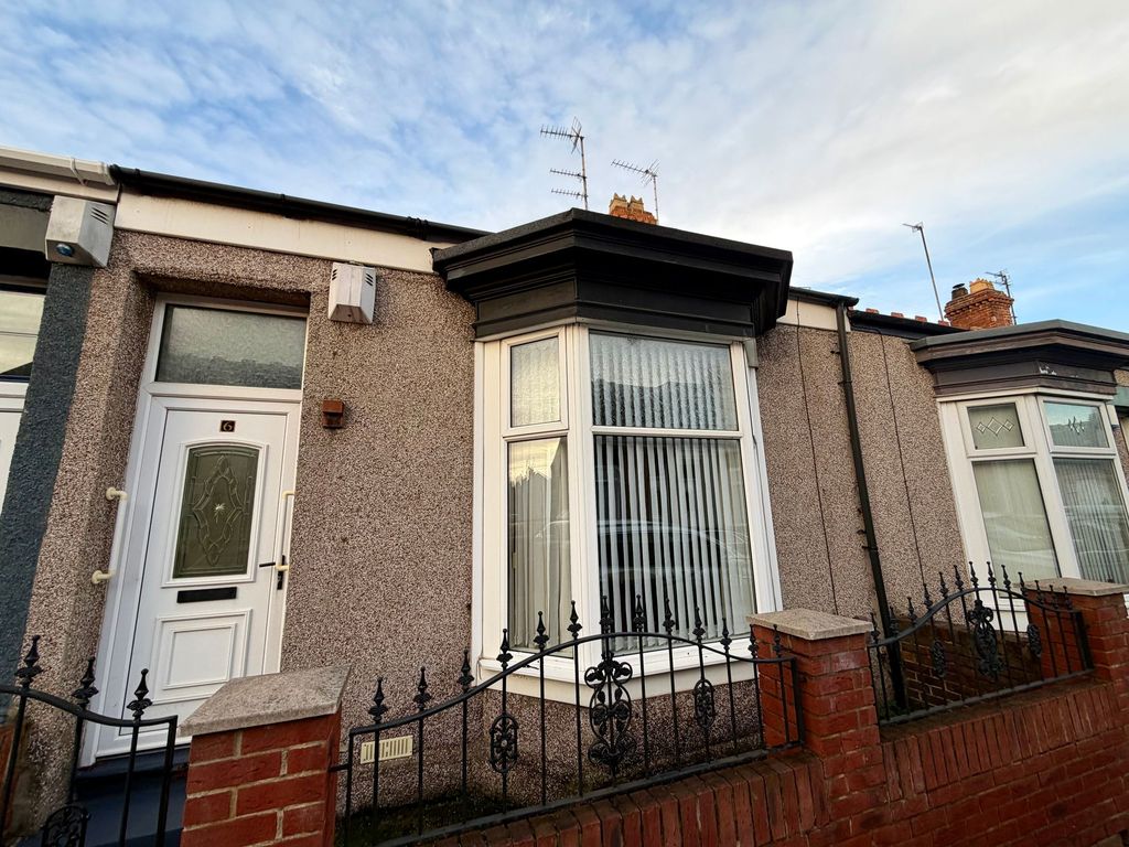 Property photo 1 of 9