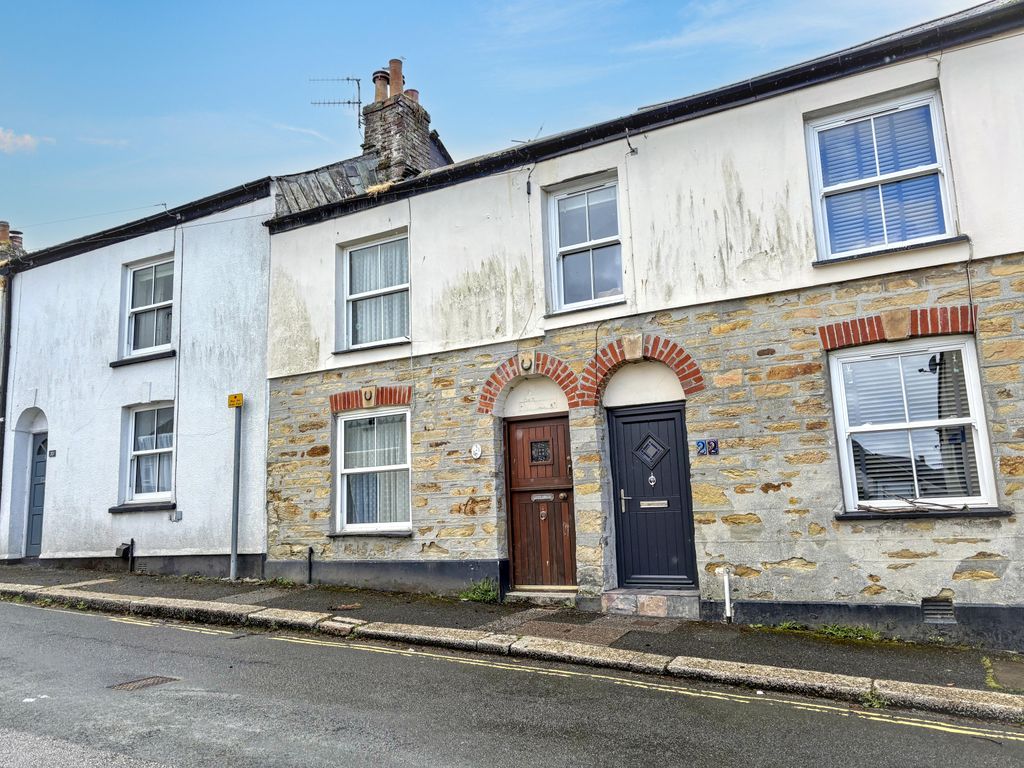 Property photo 1 of 19