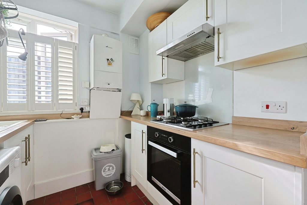 Property photo 2 of 18 Pbox-Img.Jpg