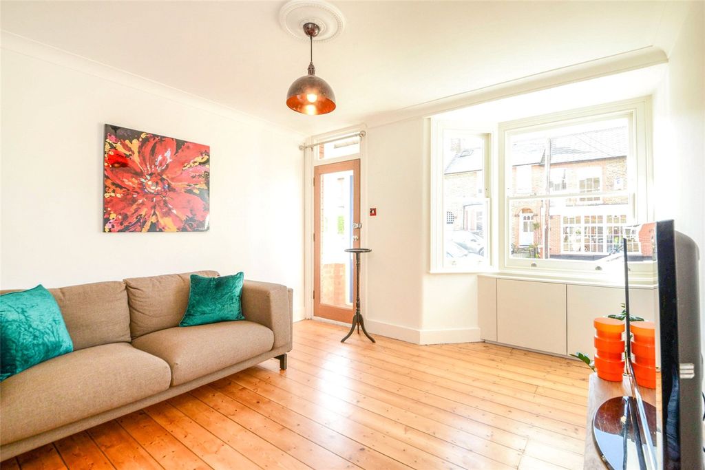 Property photo 2 of 13 Picture No. 08