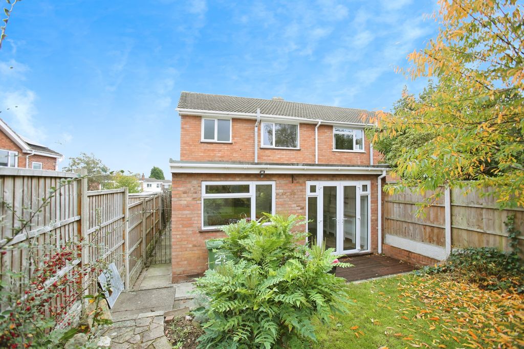 Property photo 2 of 21 Aebf2Bf9-593A2152