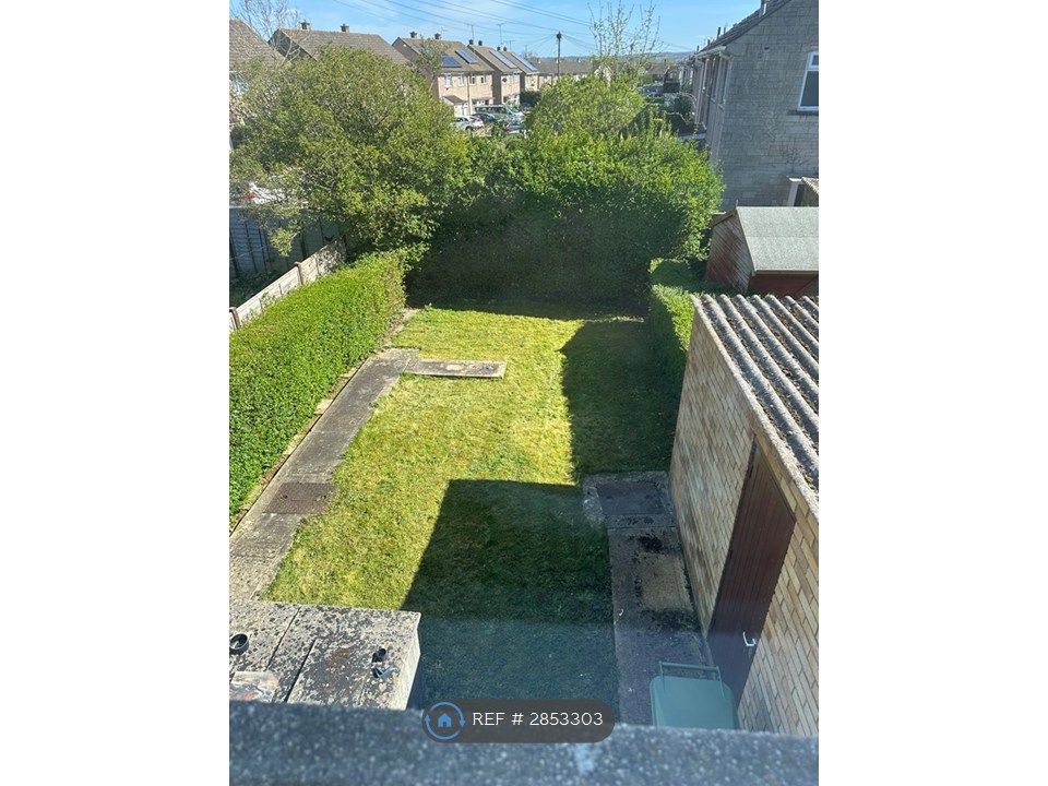 Property photo 2 of 21