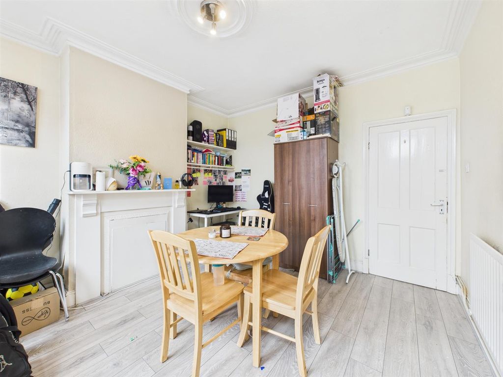 Property photo 2 of 9 Dining Room