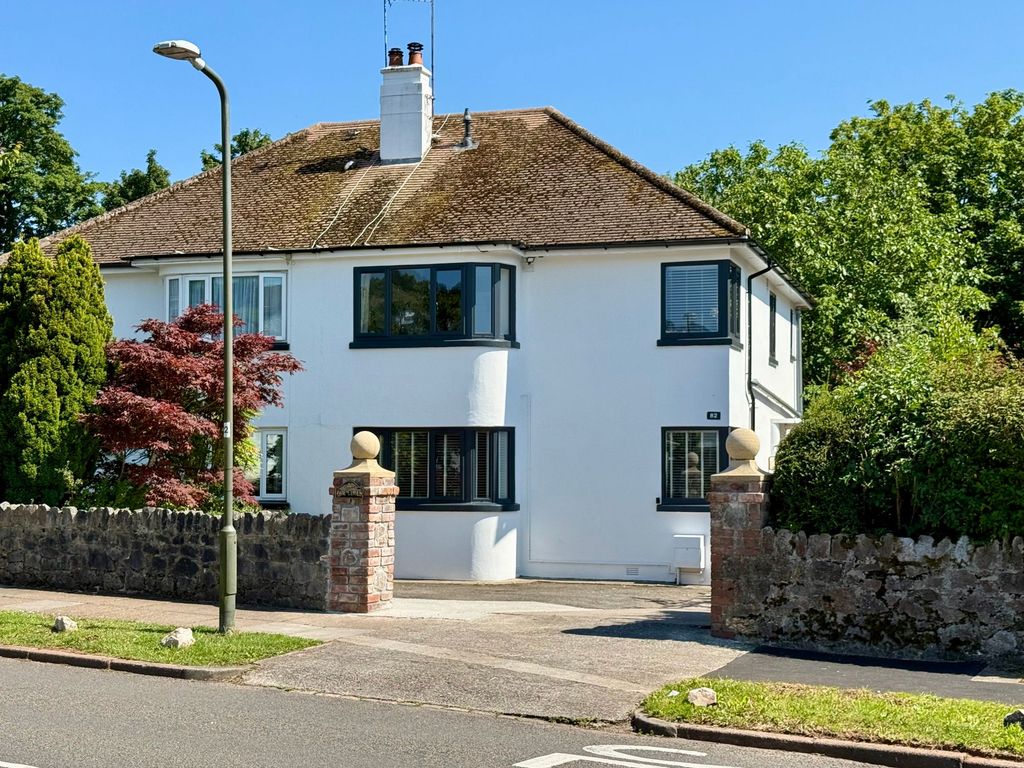 Property photo 1 of 30