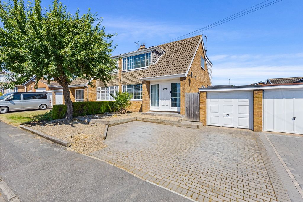 Property photo 1 of 23