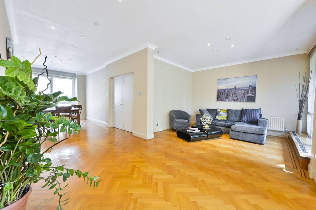 Property photo 1 of 39
