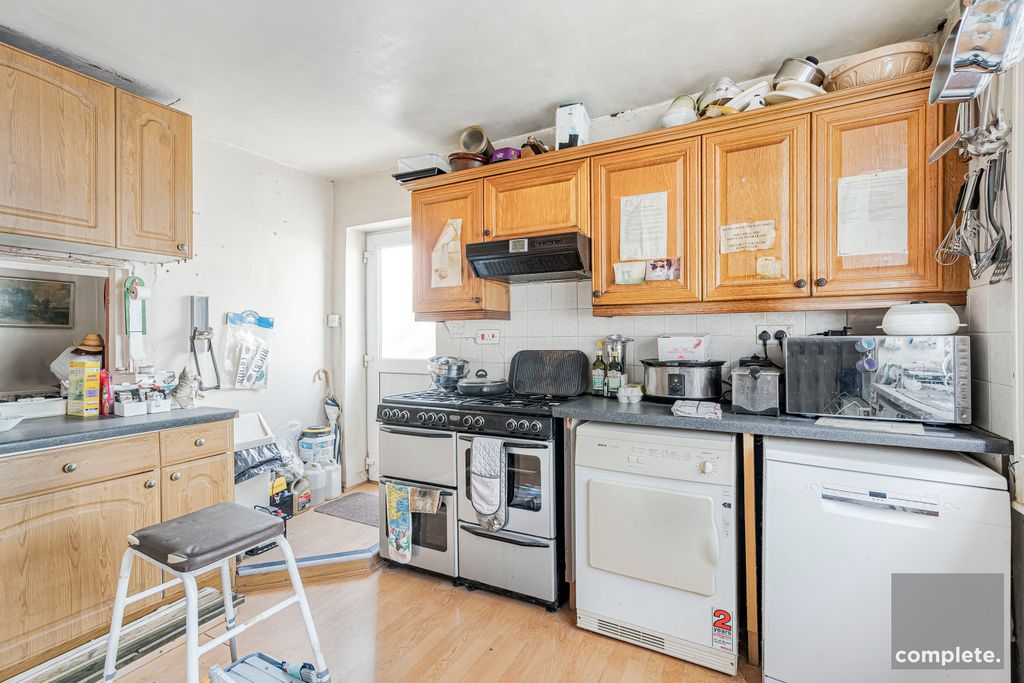 Property photo 3 of 19 3_90821_Watermarked