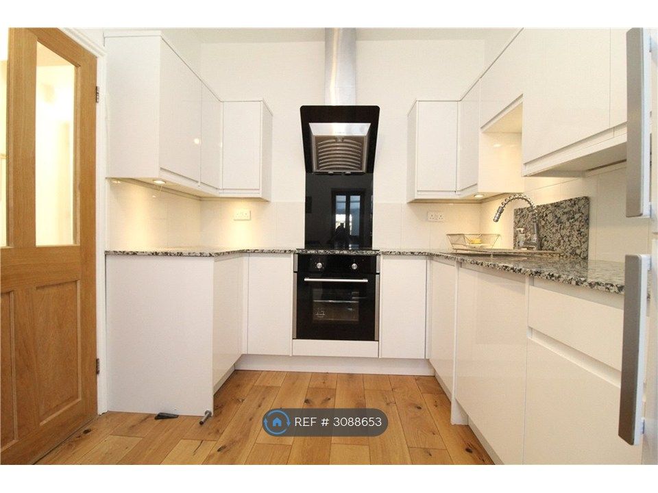 Property photo 2 of 13 Kitchen
