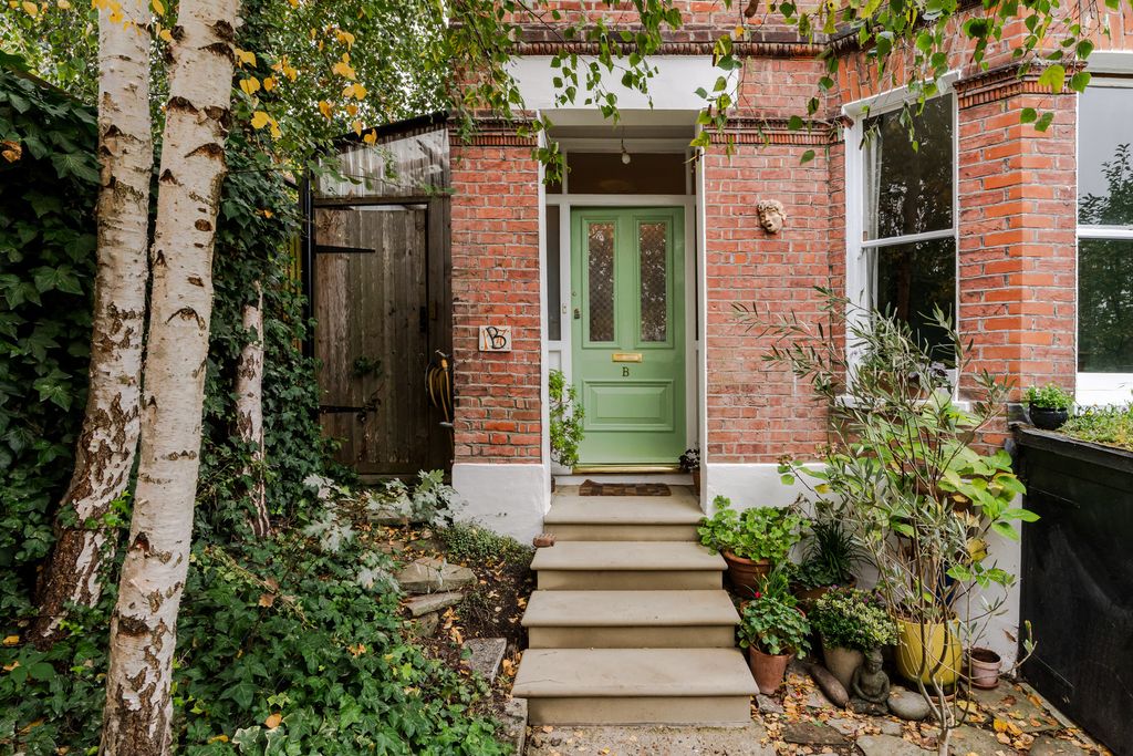 Property photo 2 of 29 316246 - 157B Dunstans Road-59.Jpeg