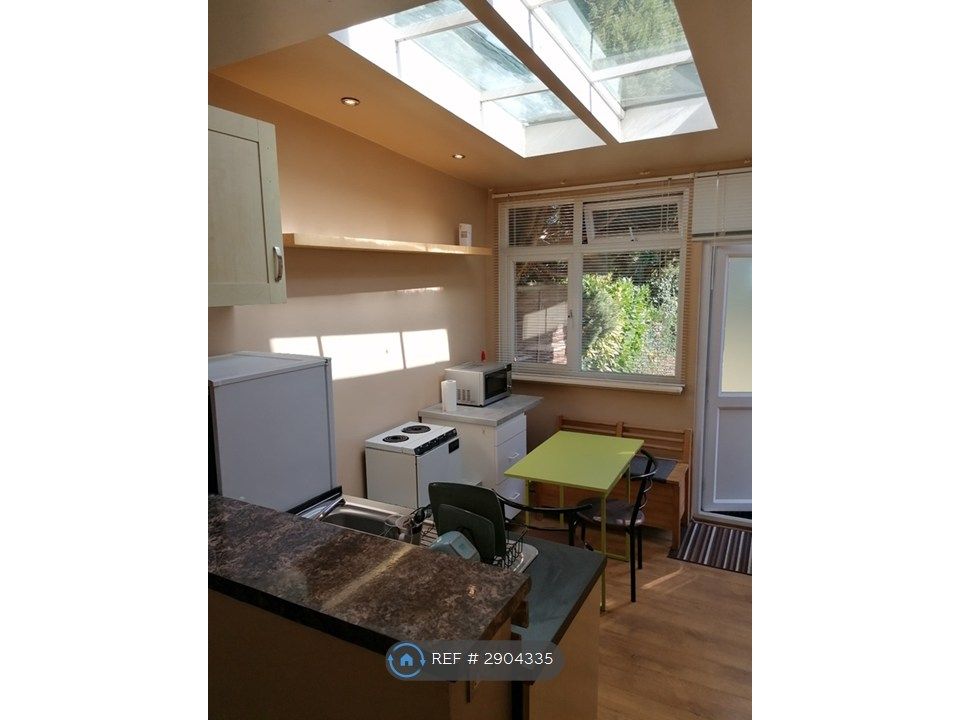 Property photo 3 of 11
