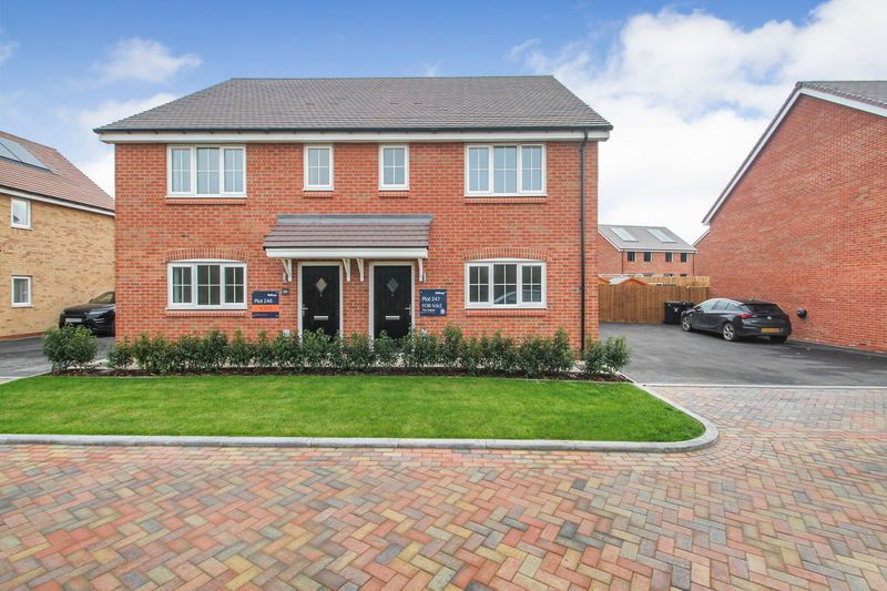 Property photo 1 of 14 Front