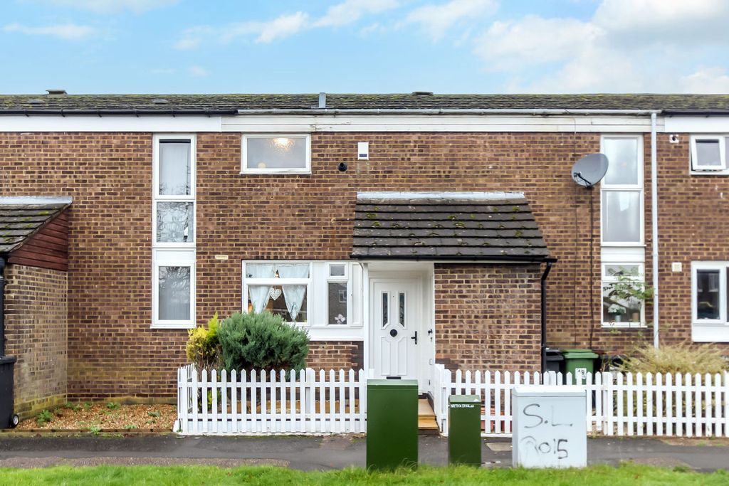 Property photo 1 of 10 Front