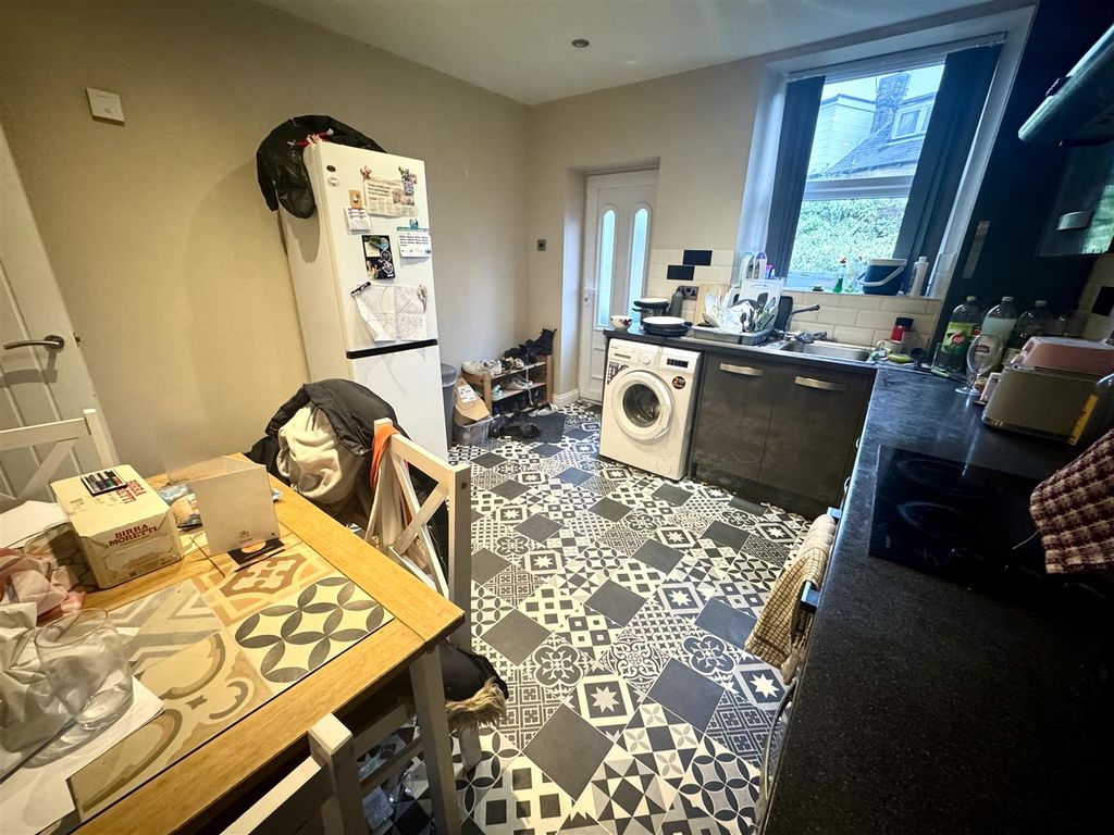 Property photo 2 of 8 Tempimage3Gmuln.Jpg