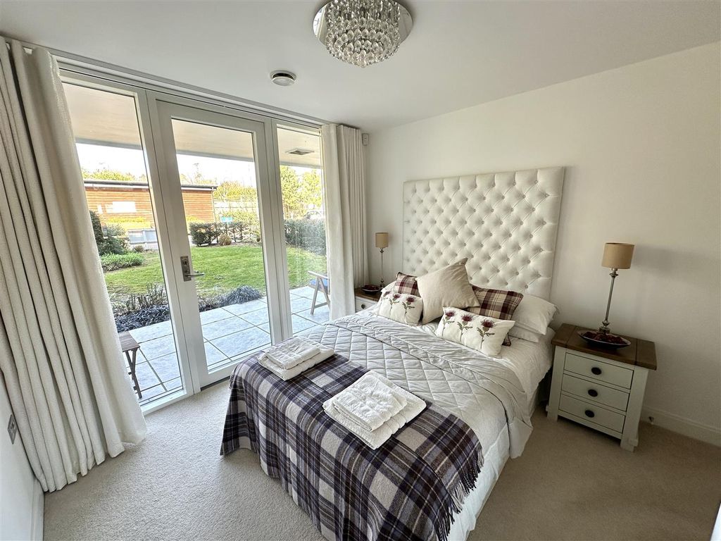 Additional image 14 of 2 bed flat for saleSea Road, Carlyon Bay, St. Austell PL25