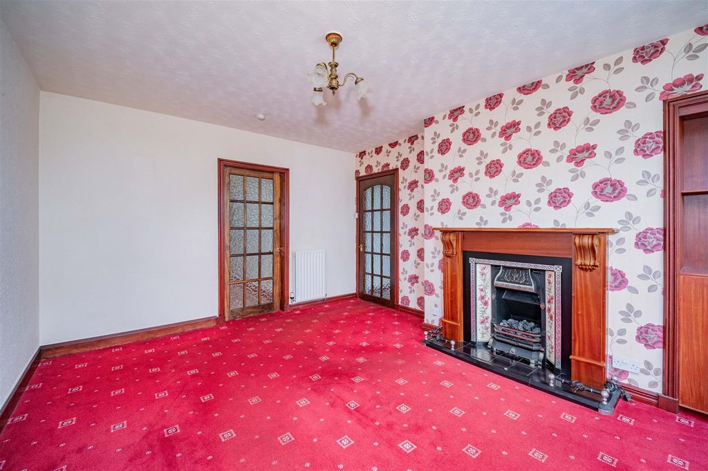 Property photo 3 of 17 34  Dronley Terrace Muirhead-10.Jpg